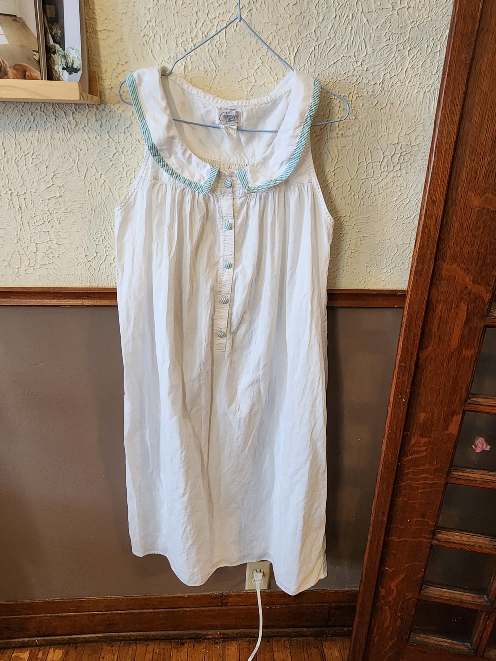 Sleeveless White Cotton Nightgown with Mint Trim